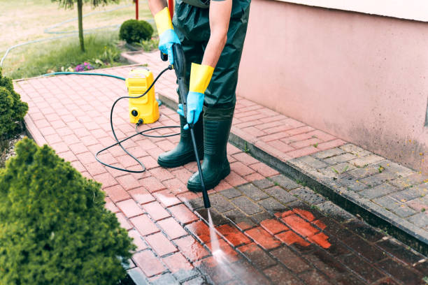 Best Post-Construction Pressure Washing  in East Farmingdale, NY